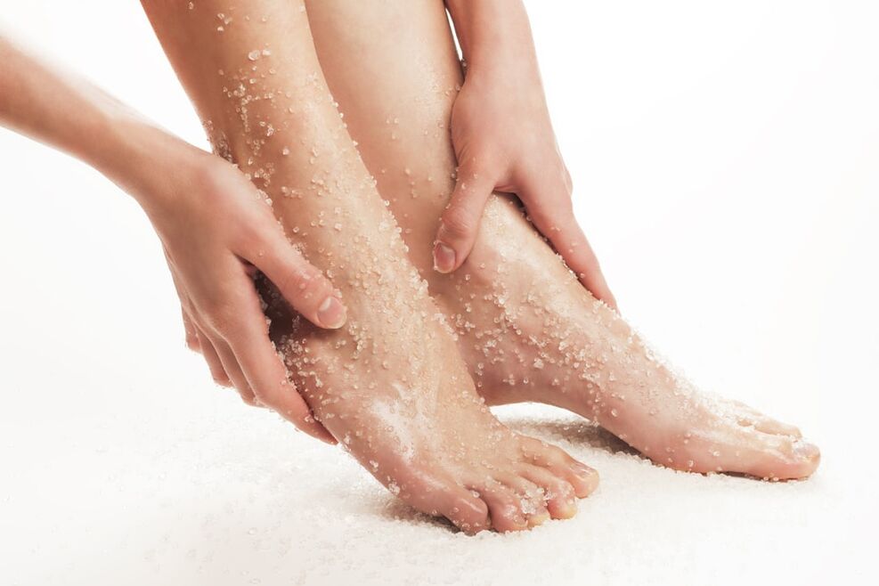 Sea salt has been proven effective in treating toenail fungus. 