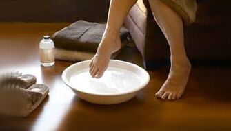 Traditional methods of treating fungus in the toes